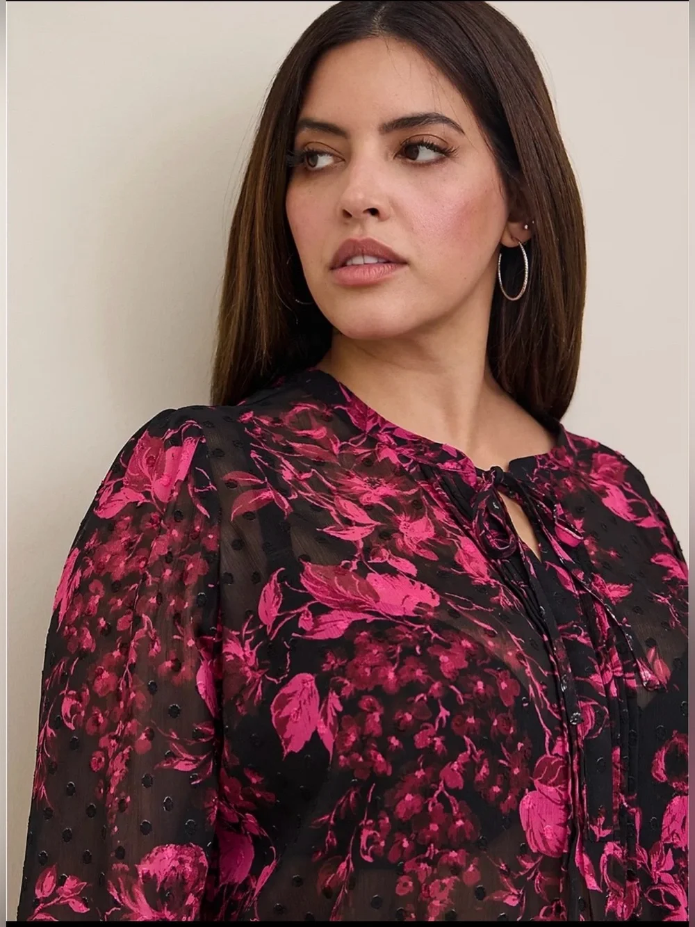 🖤 Torrid Pink and Black Floral Clip Dot Top
